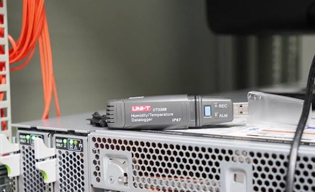 UNI-T UT330C